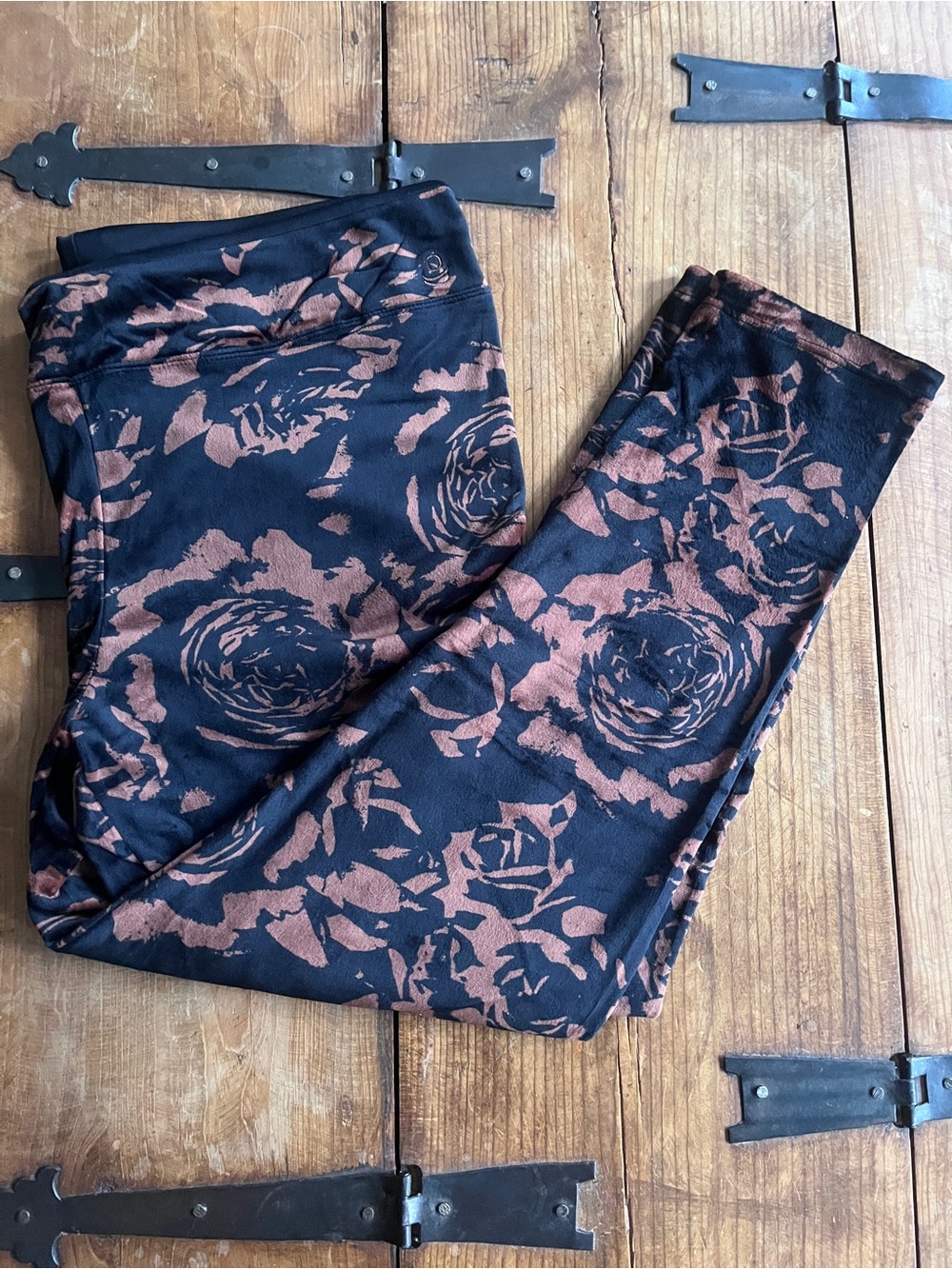 Cuddl Duds Black Leggings with Rust Floral Print